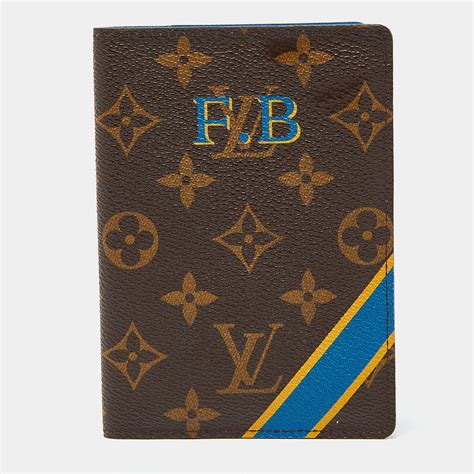 Passport Cover My LV Heritage Monogram Canvas 